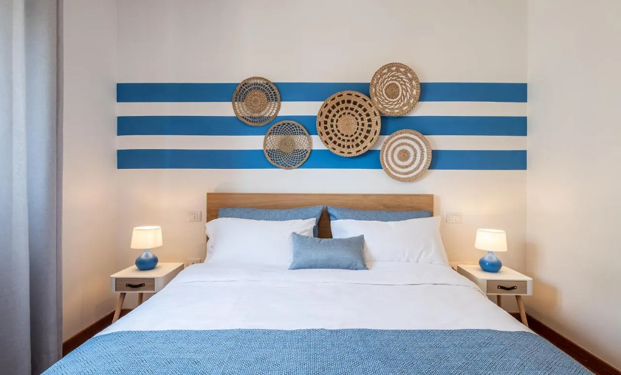 Suite Poetto - 5 Min Form The Beach - Free Park - Wi-Fi - Self Check In - Netflix 콰르투 산텔레나