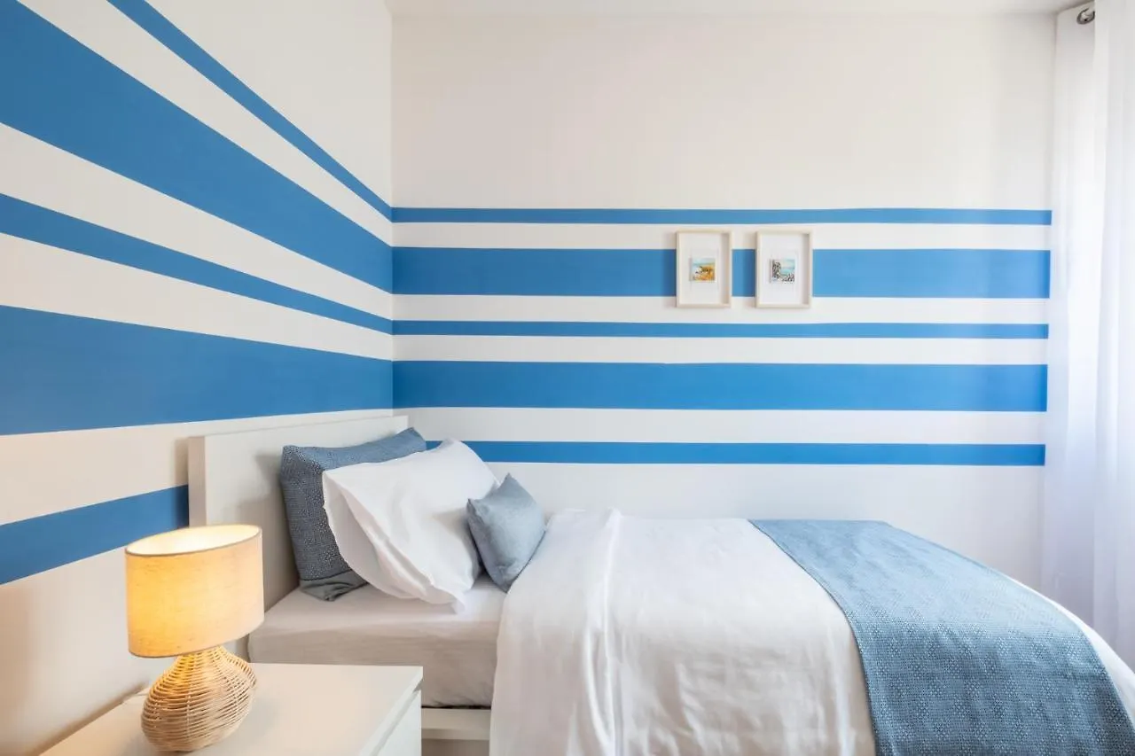 Suite Poetto - 5 Min Form The Beach - Free Park - Wi-Fi - Self Check In - Netflix 콰르투 산텔레나 0*,