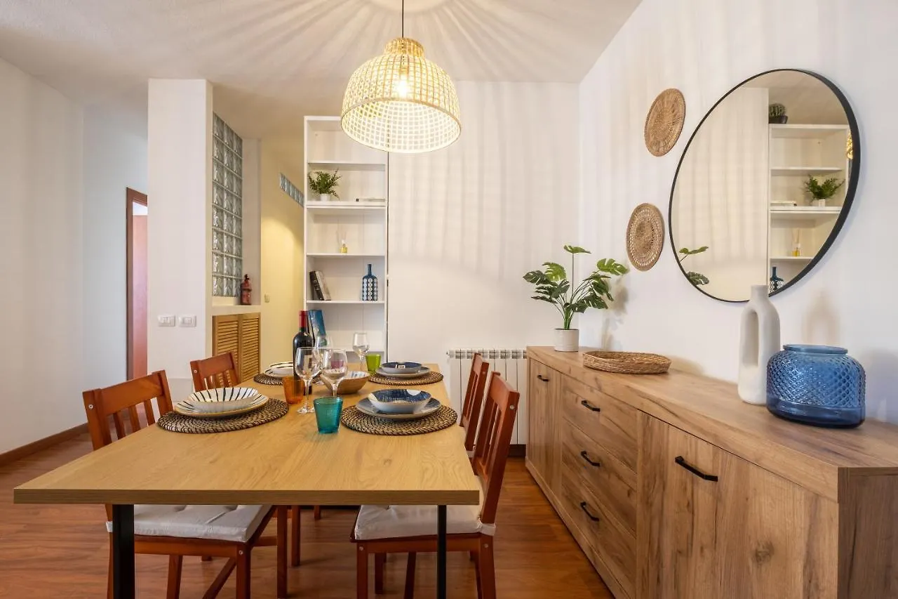Suite Poetto - 5 Min Form The Beach - Free Park - Wi-Fi - Self Check In - Netflix 콰르투 산텔레나 아파트