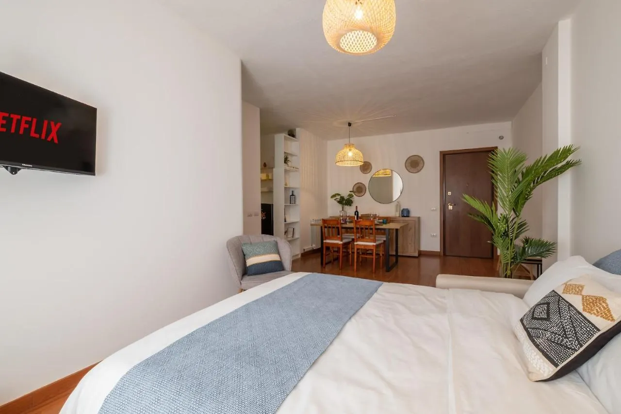 Suite Poetto - 5 Min Form The Beach - Free Park - Wi-Fi - Self Check In - Netflix 콰르투 산텔레나 이탈리아