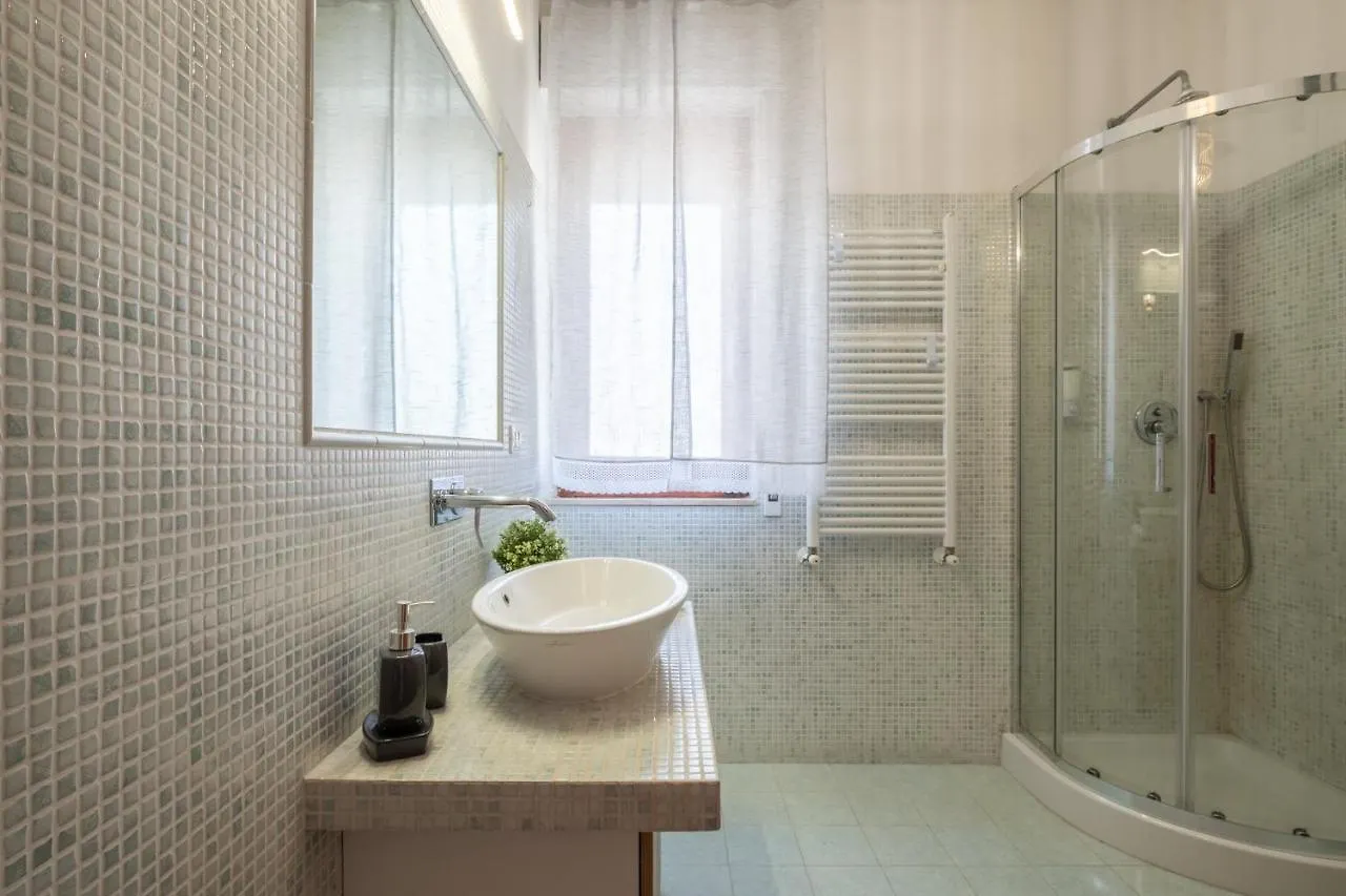 아파트 Suite Poetto - 5 Min Form The Beach - Free Park - Wi-Fi - Self Check In - Netflix 콰르투 산텔레나